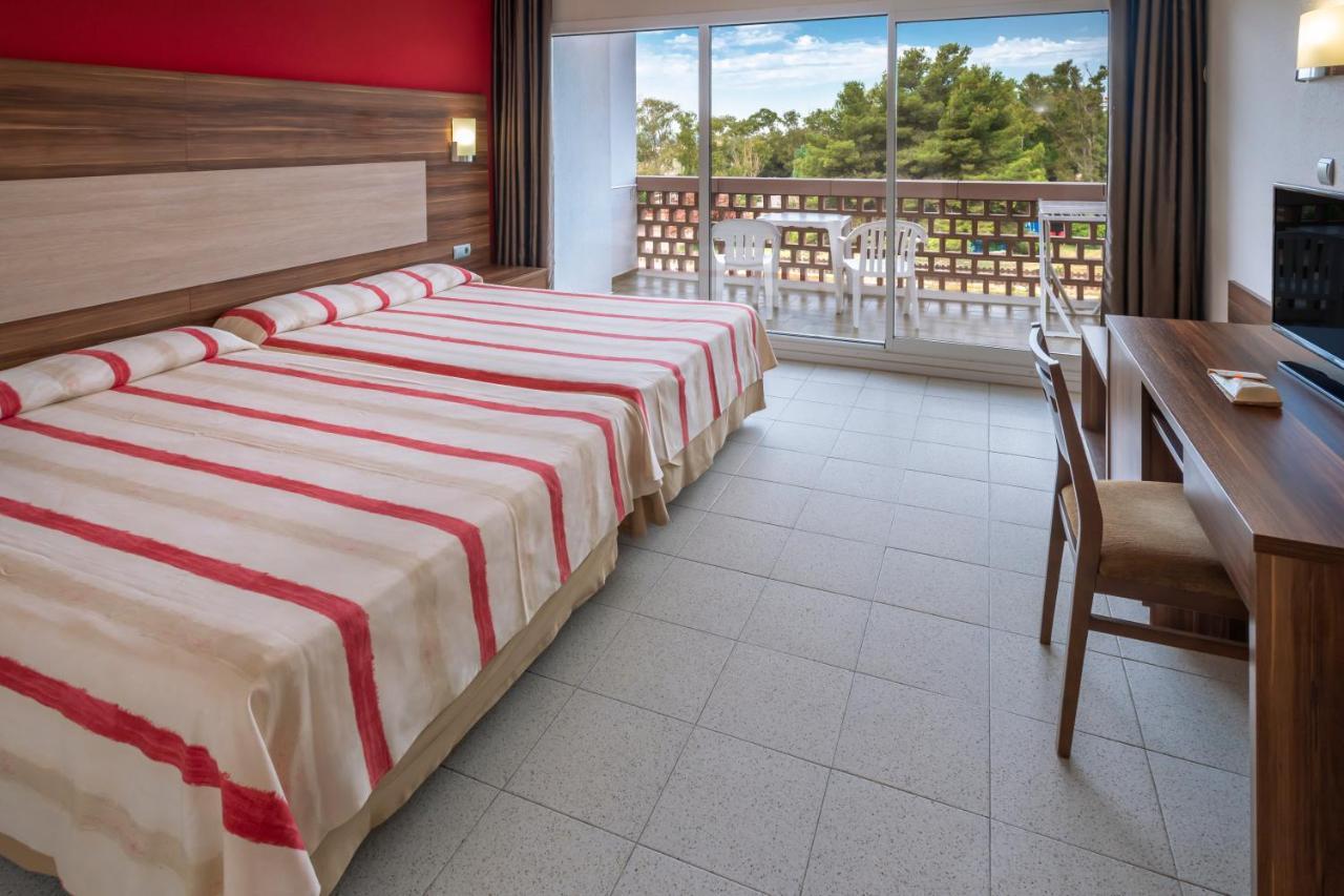 4R Gran Europe Hotel Комаруга Екстериор снимка
