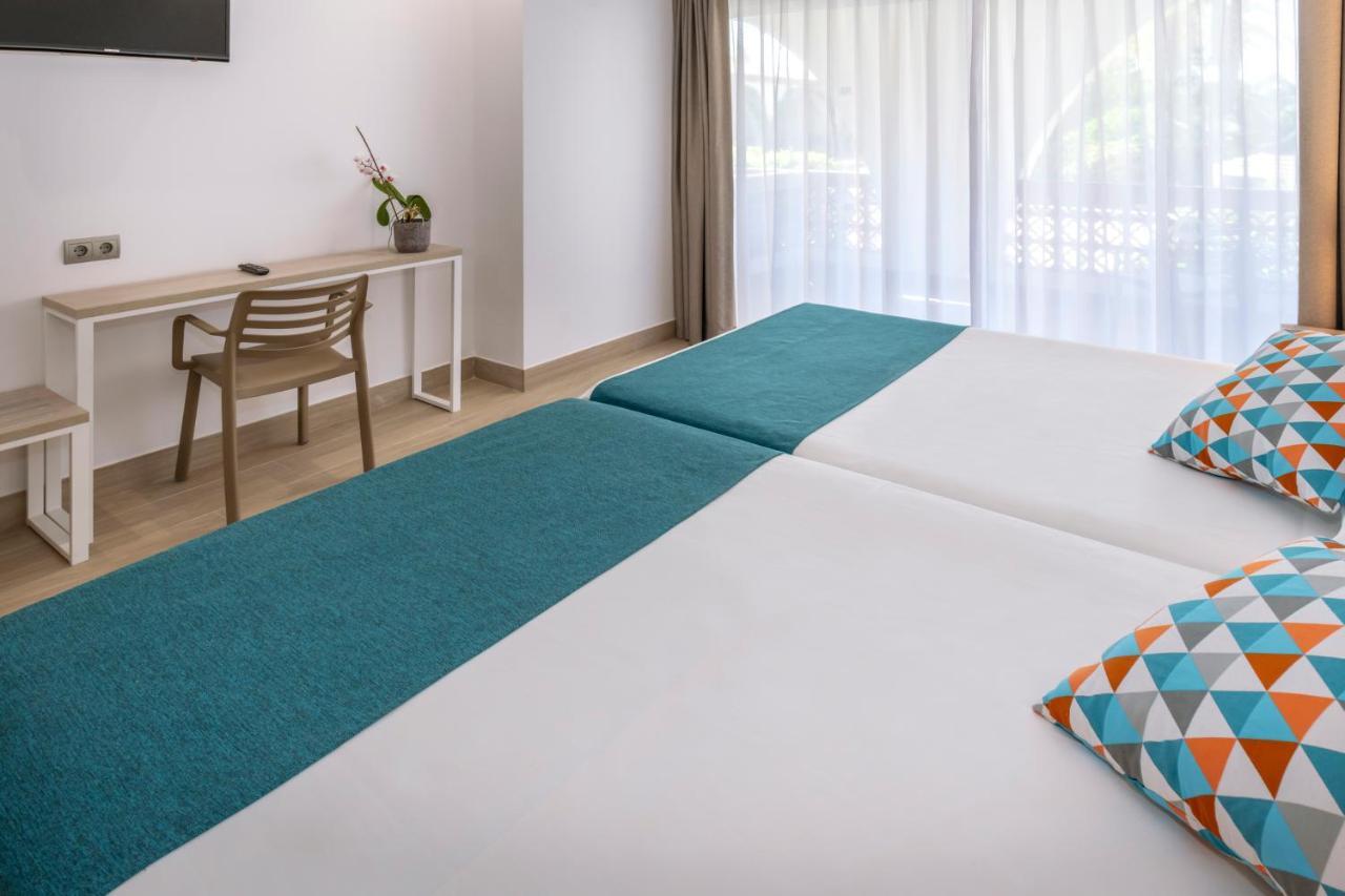4R Gran Europe Hotel Комаруга Екстериор снимка