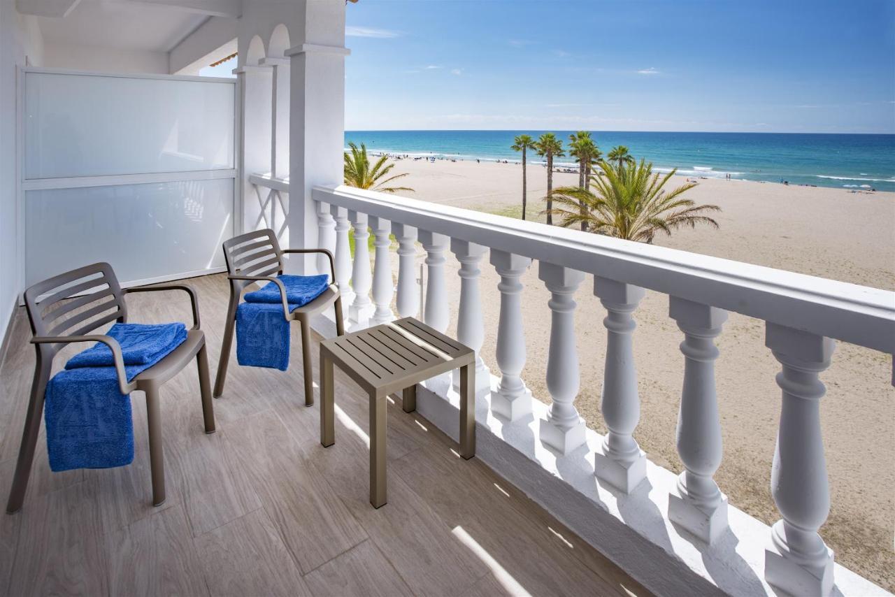 4R Gran Europe Hotel Комаруга Екстериор снимка