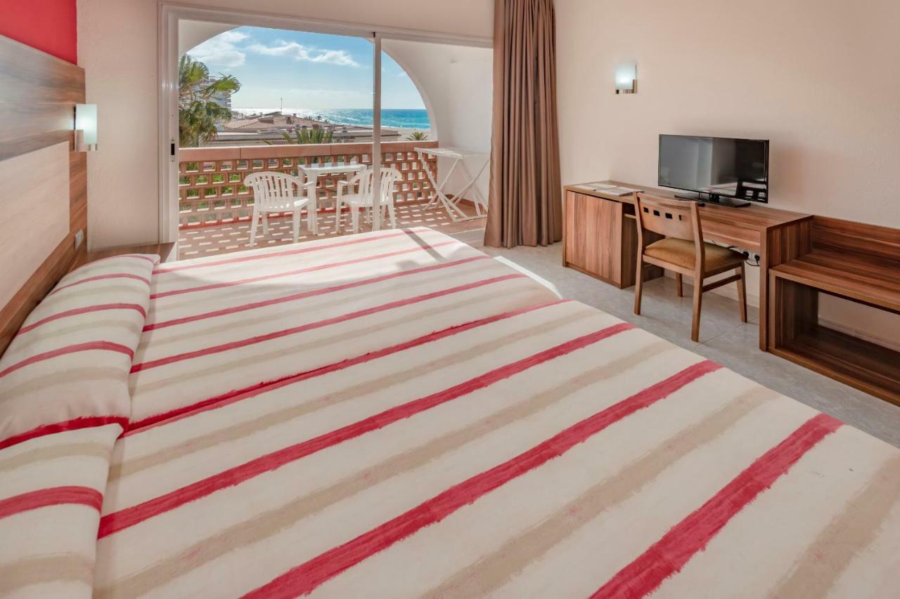 4R Gran Europe Hotel Комаруга Екстериор снимка