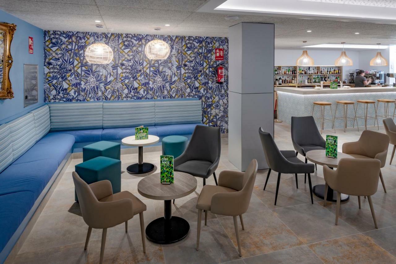 4R Gran Europe Hotel Комаруга Екстериор снимка